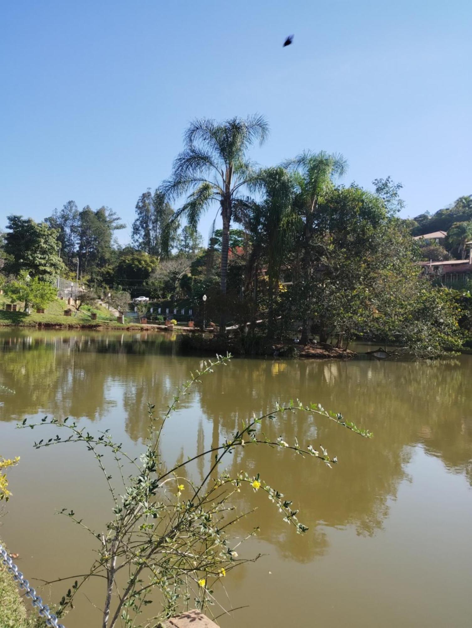 Homestay Hospedagem Clima Do Lago *